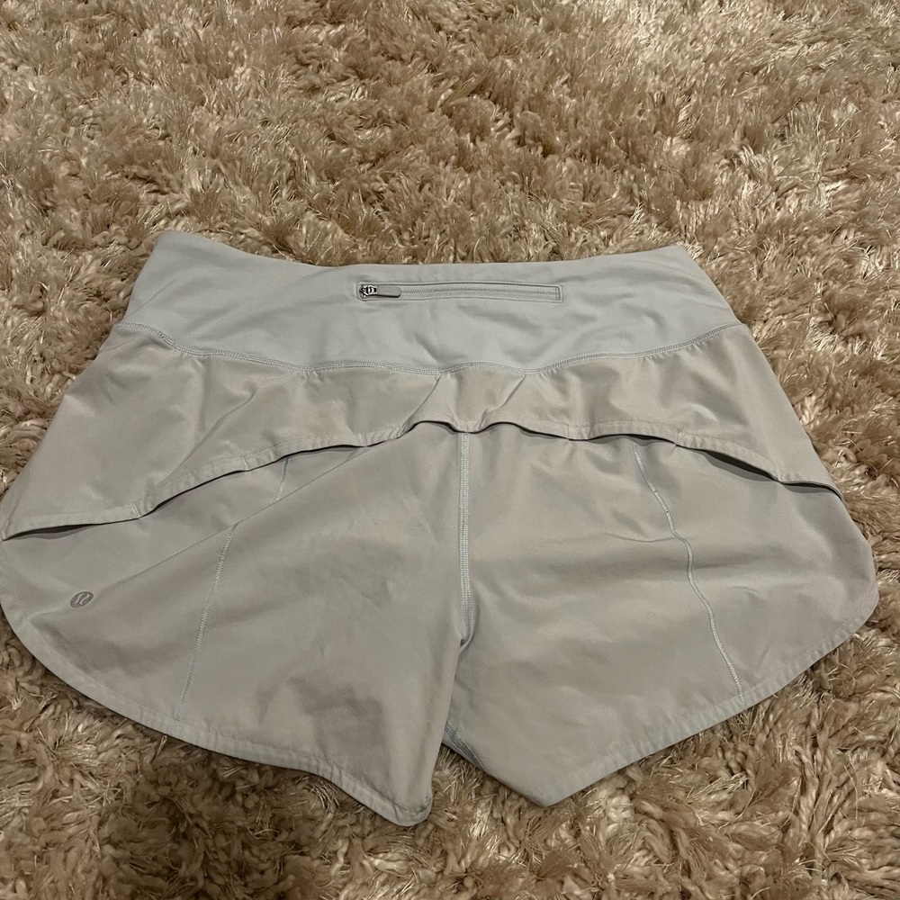 Lululemon Speed Up Mid-Rise Lined Short 4”Light Blue Sz 8